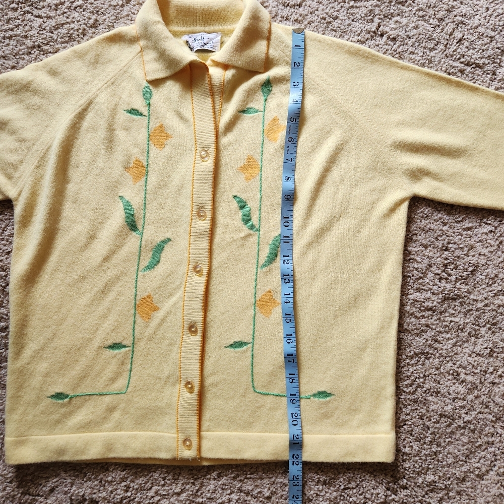 VTG Talbott Taralan Collared Cardigan Size M  Color Yellow - Picture 6 of 10